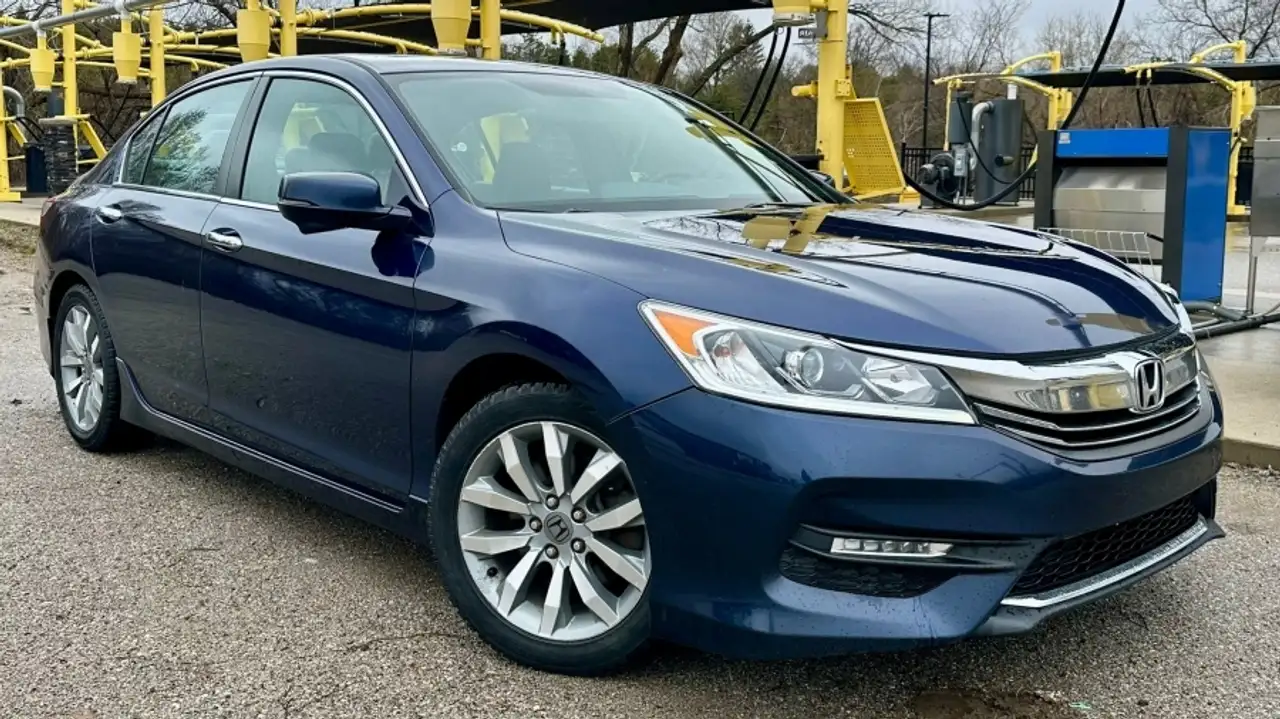 Honda Accord снимка Honda Accord