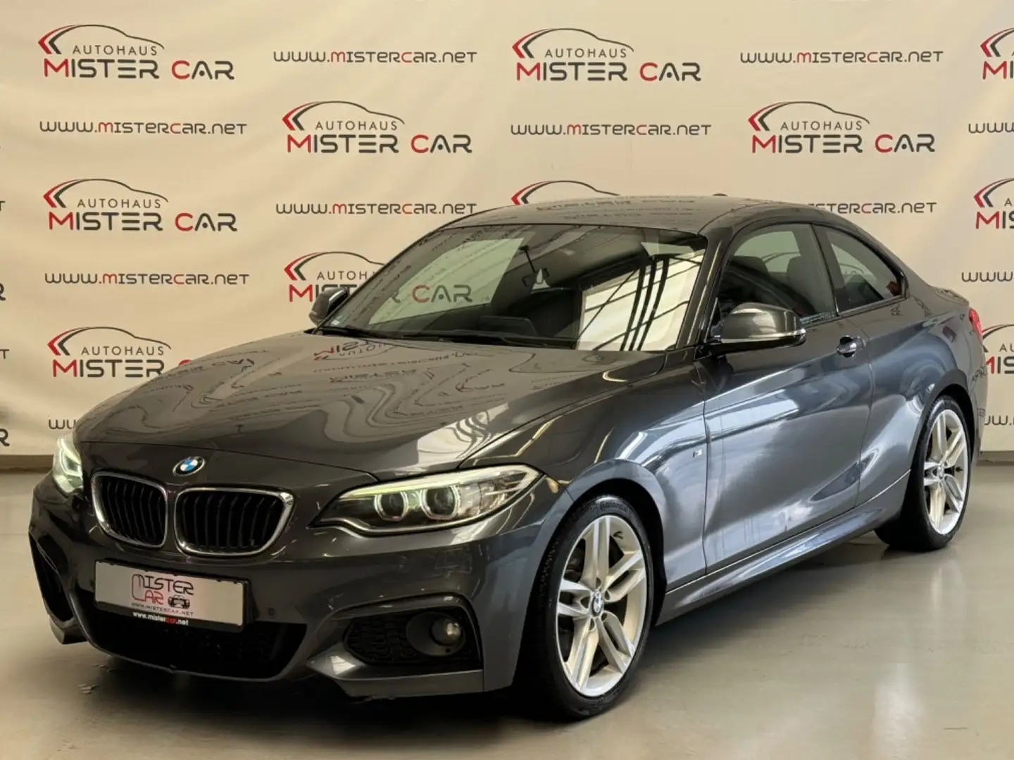 BMW 225 d Coupe M PAKET XENON/HIFI/DISPLAY/18/1.HAND Grau - 1