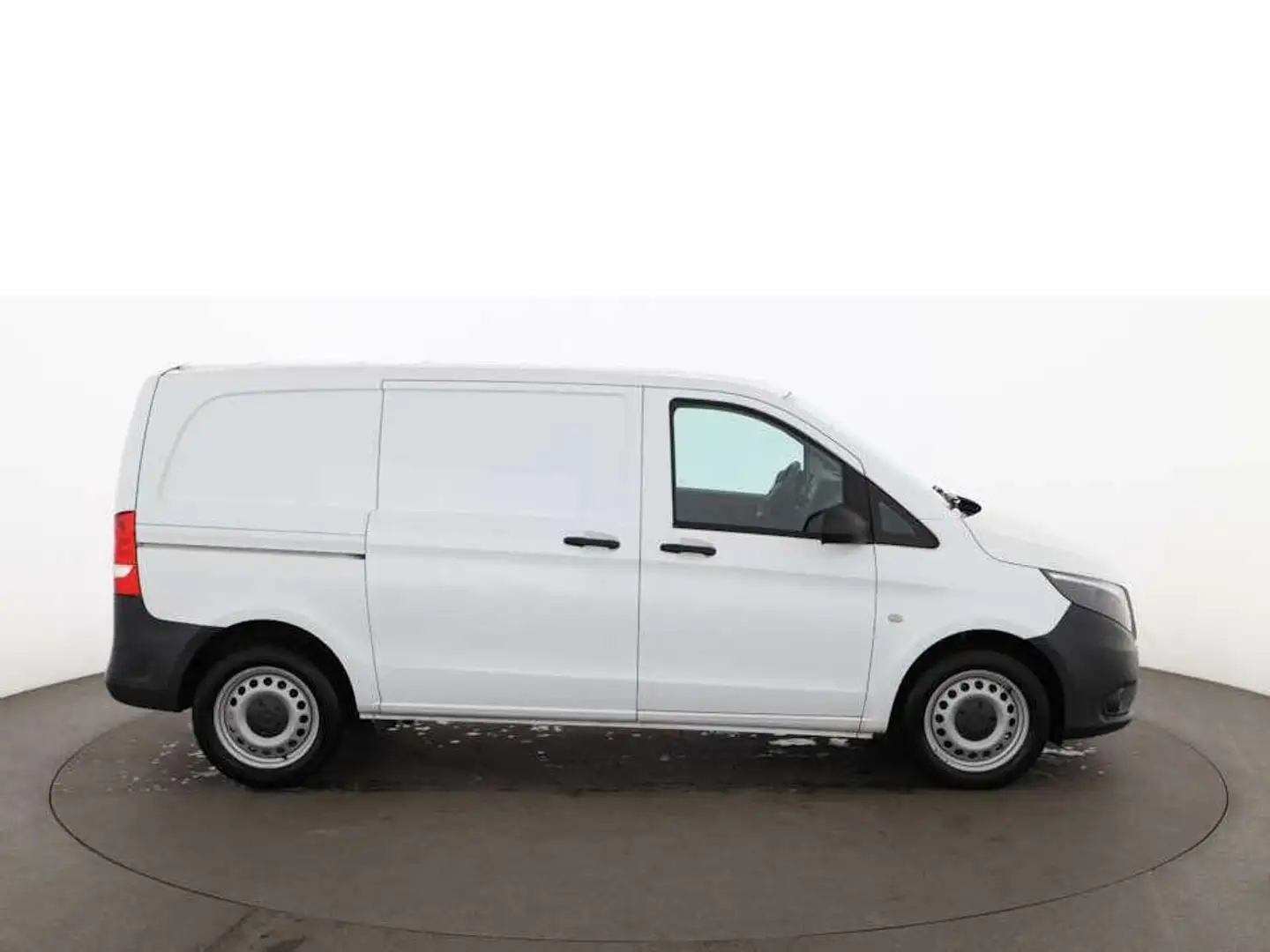 Mercedes-Benz Vito Kasten CDI 4x4 Aut TEMPOMAT KLIMA RADIO Weiß - 2