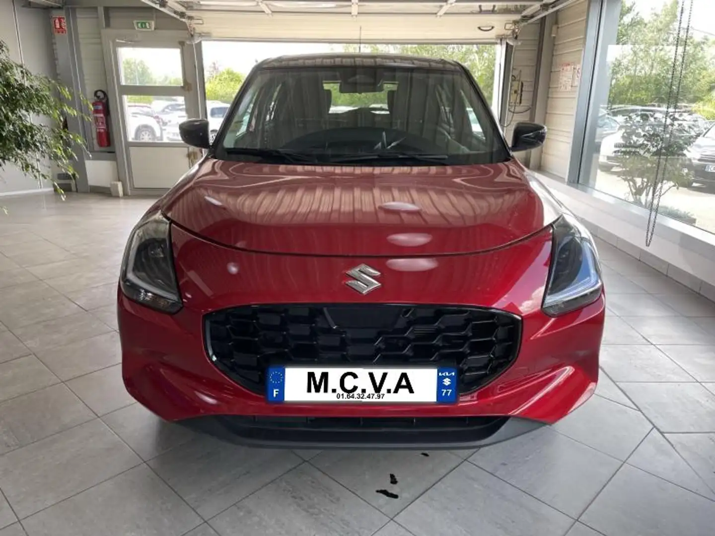 Suzuki Swift 1.2 Hybrid 83ch Privilège Auto Rouge - 2