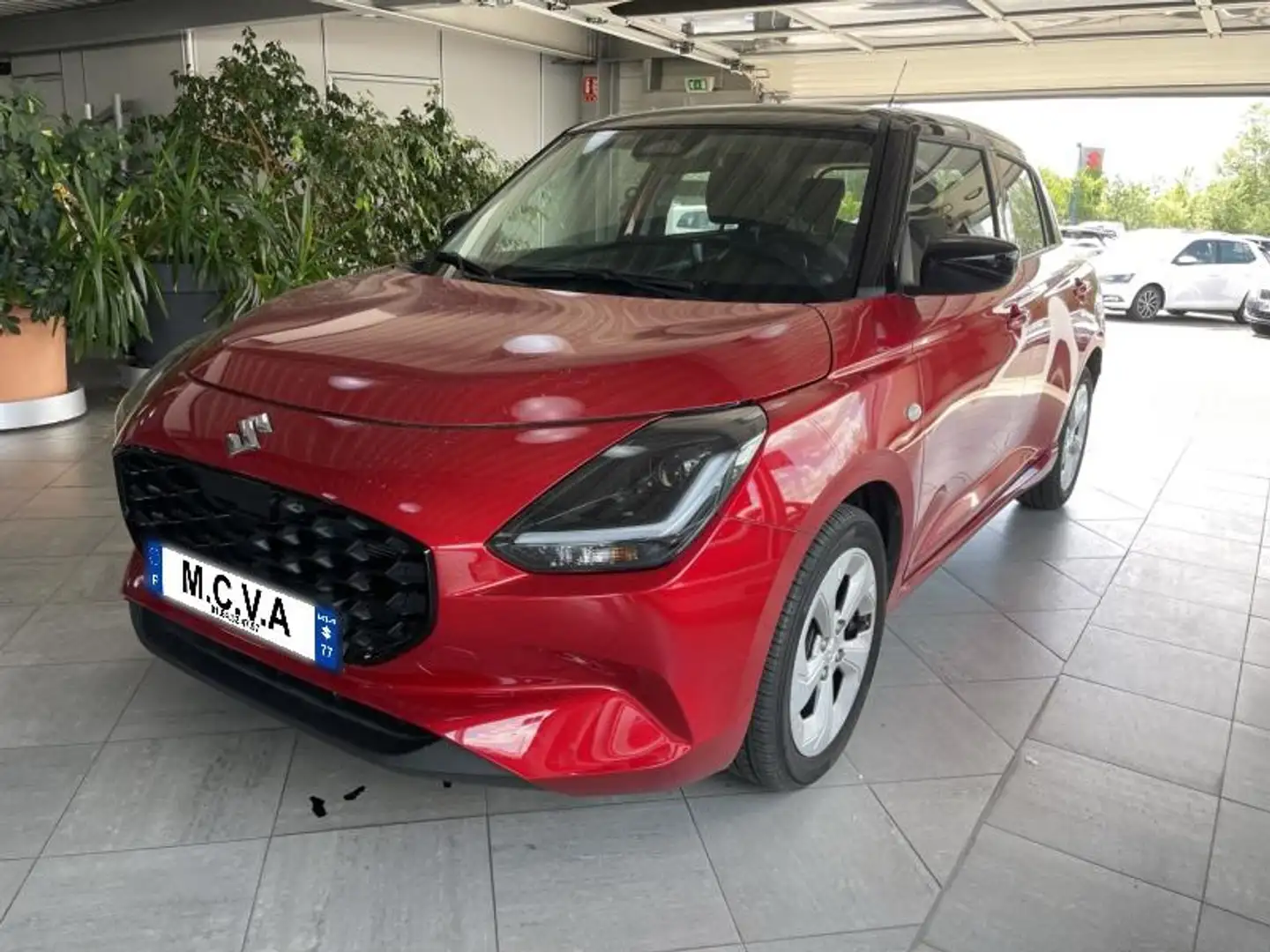 Suzuki Swift 1.2 Hybrid 83ch Privilège Auto Rouge - 1