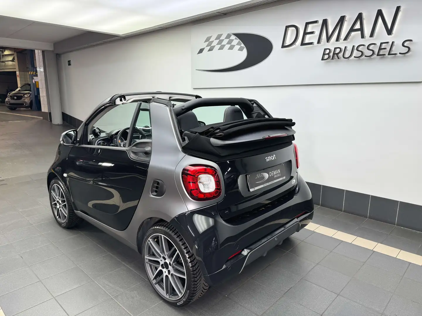 smart forTwo Cabrio Turbo Brabus Style - Sièges Cuir Brabus Noir - 2