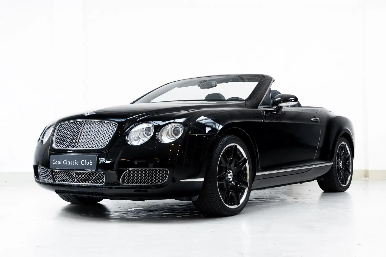 Bentley Continental GTC Mulliner- First owner - Low mileage - European Zwart - 1