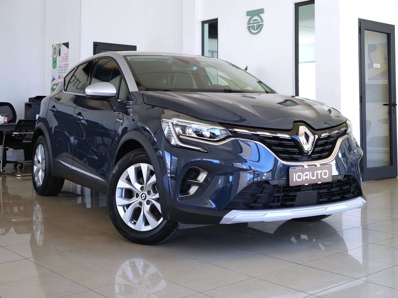 Renault Captur 1.6 E-Tech hybrid Intens 145cv auto