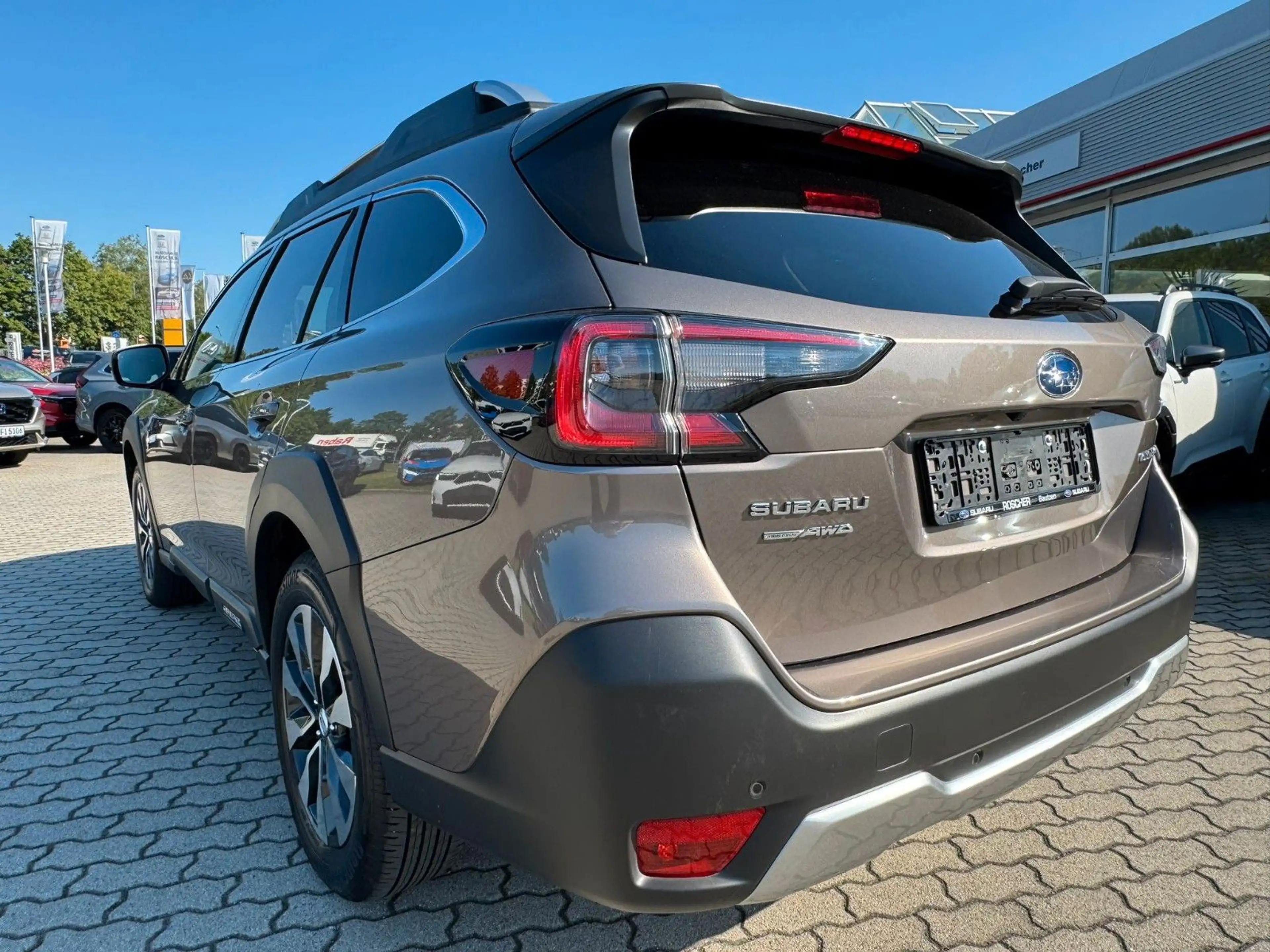 Subaru OUTBACK 2,5 Platinum "Premium Audio, Navi" — photo 14