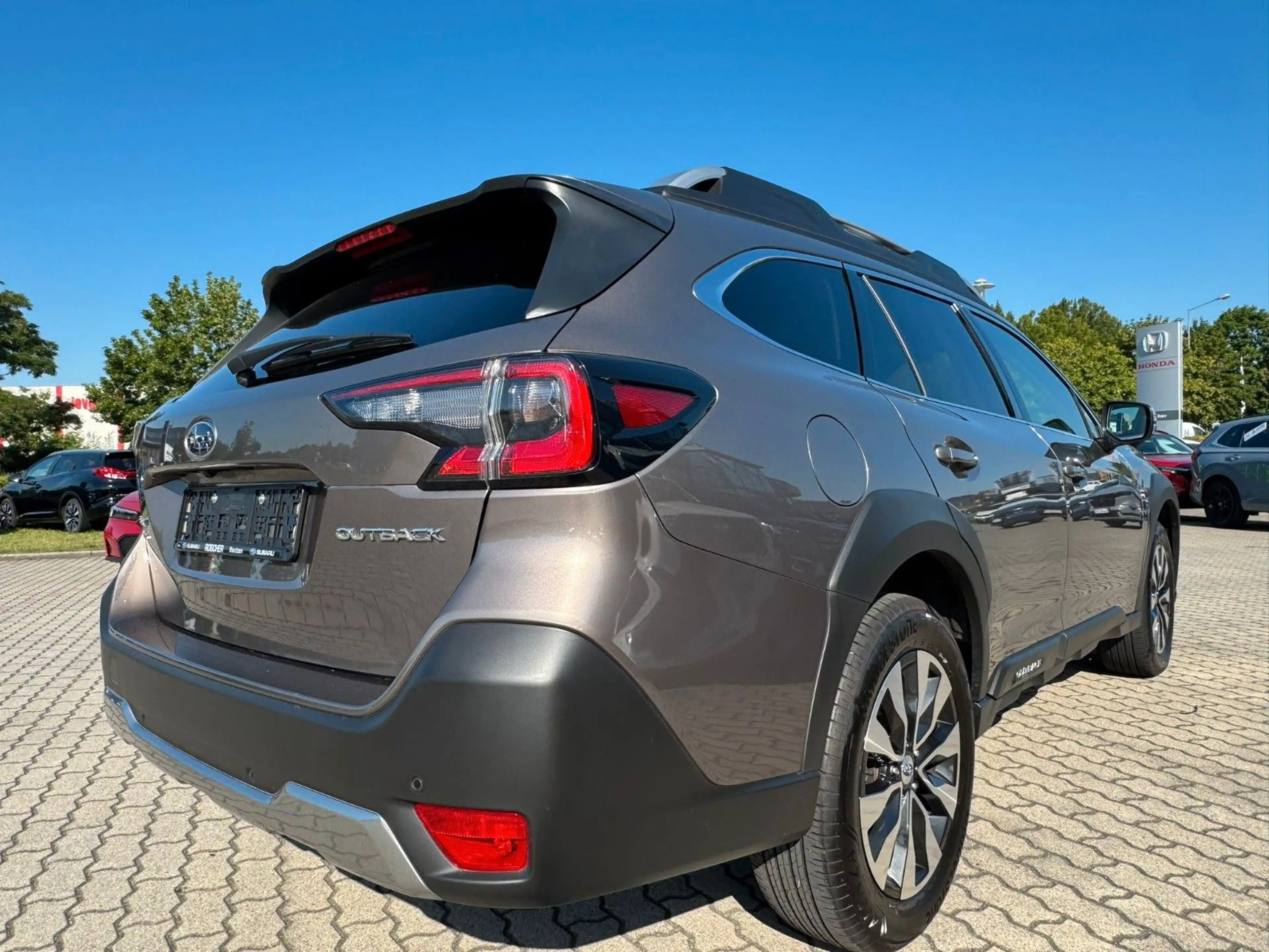 Subaru OUTBACK 2,5 Platinum "Premium Audio, Navi" — photo 13