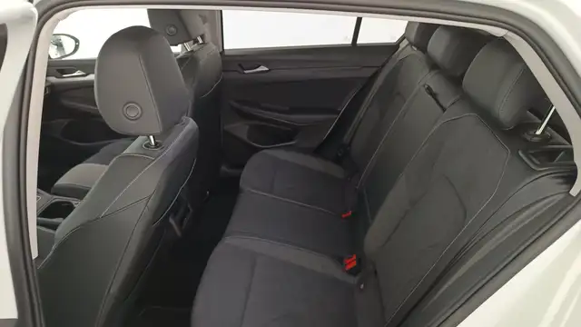 Volkswagen Golf view 11
