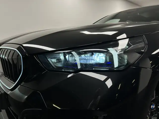 BMW M view 8