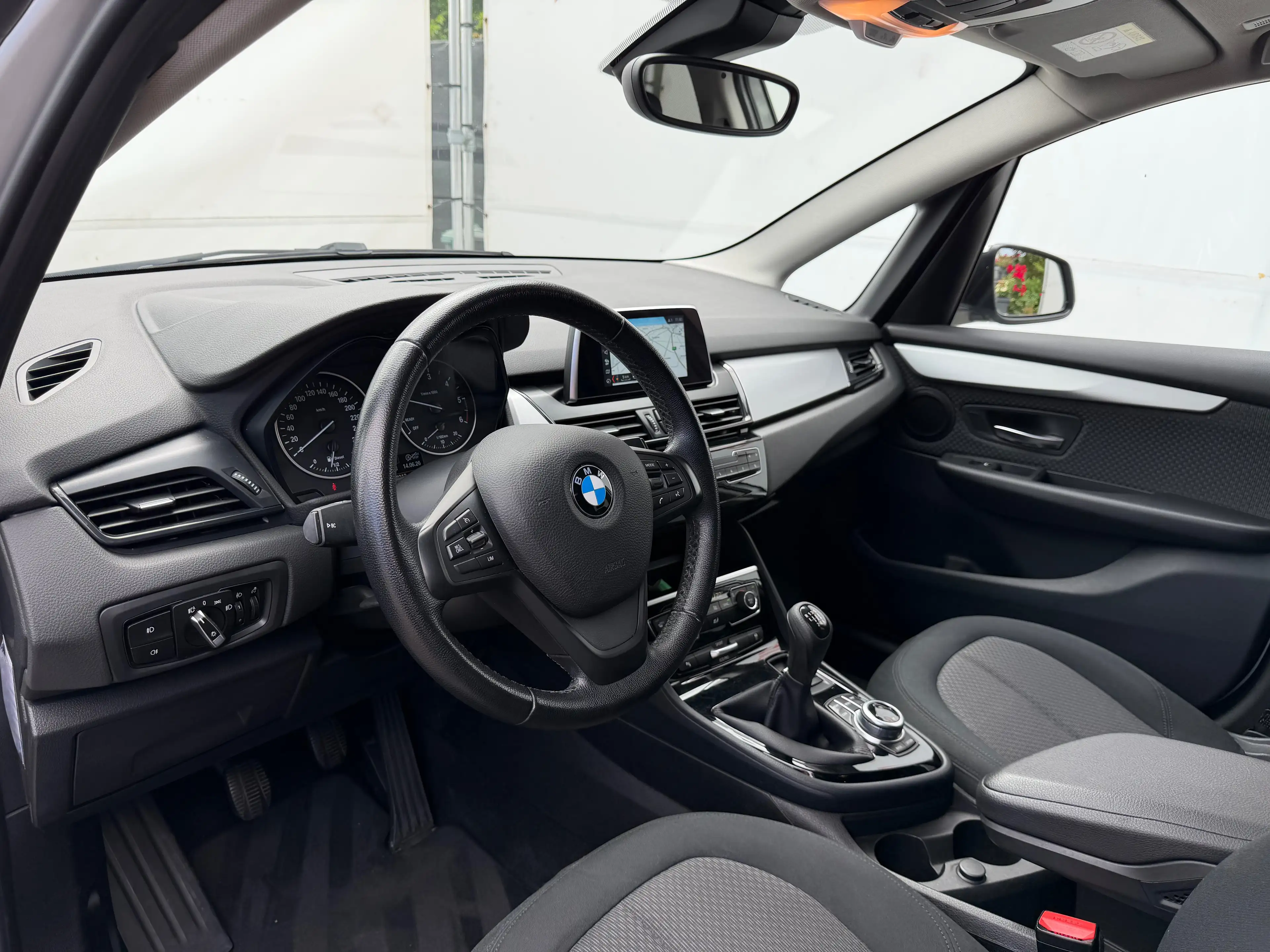 BMW 216 d Tourer *Navigatie*Cruise*Led*Euro6b*115 PK* — photo 13