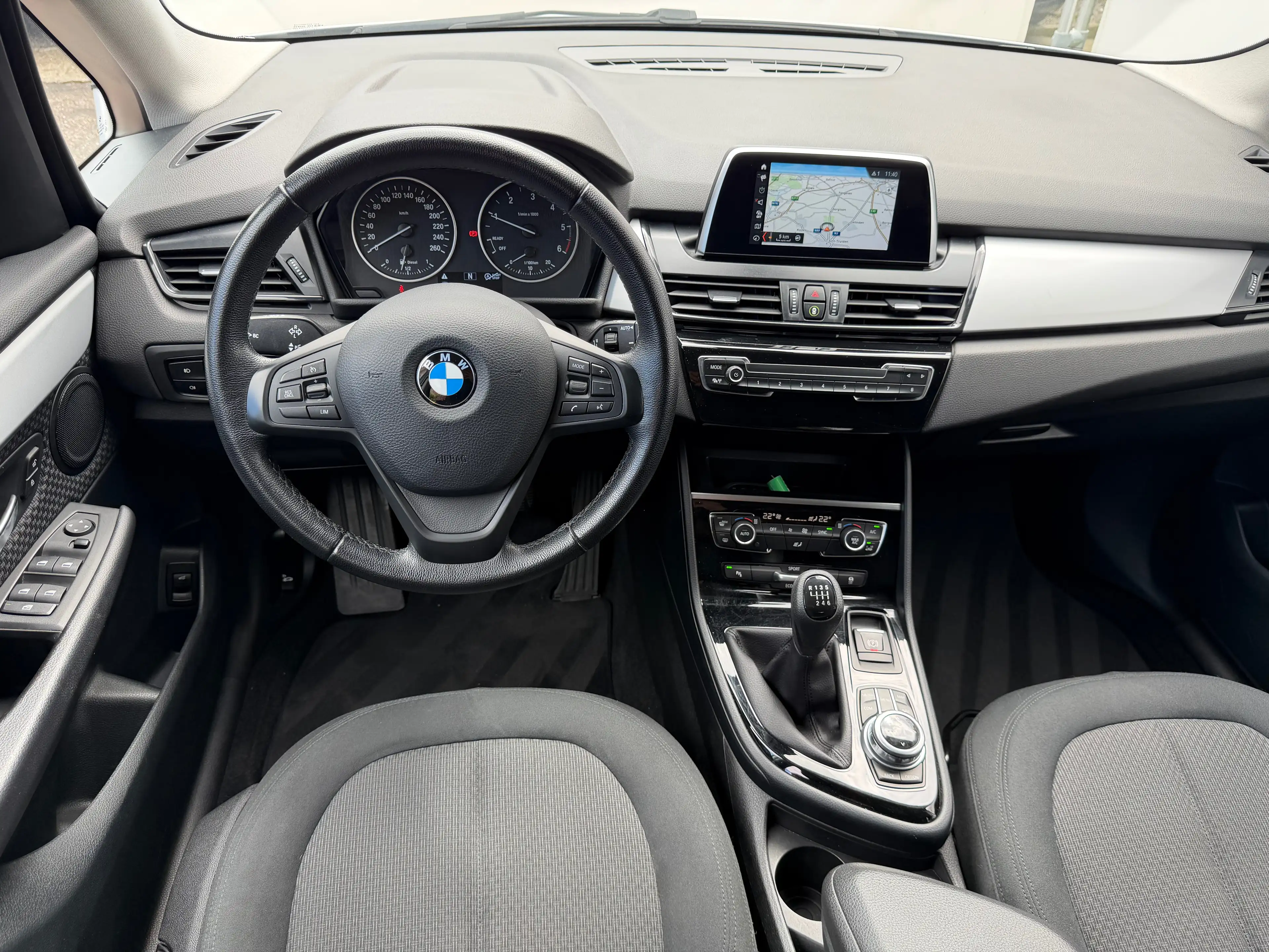 BMW 216 d Tourer *Navigatie*Cruise*Led*Euro6b*115 PK* — photo 10
