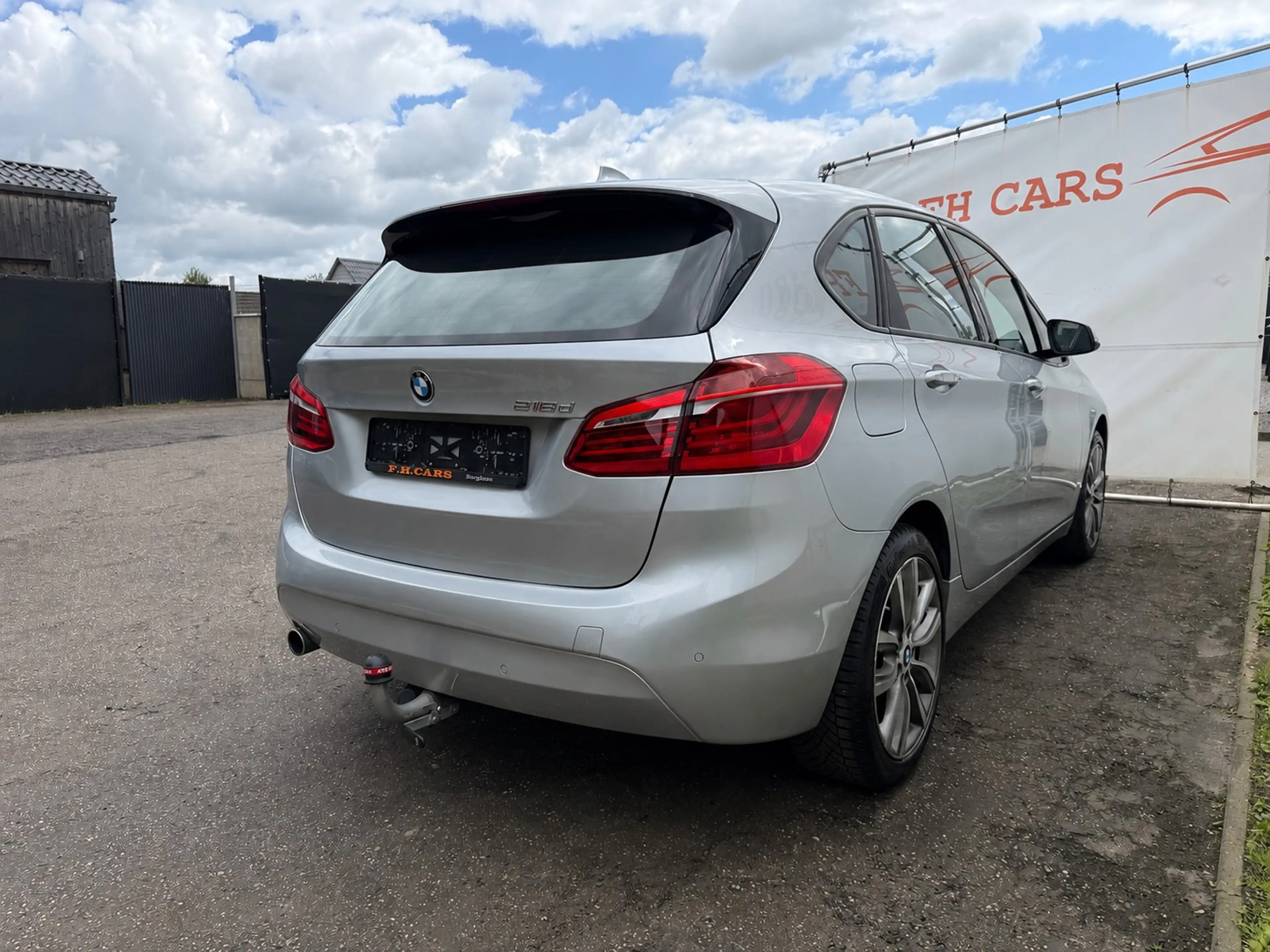 BMW 216 d Tourer *Navigatie*Cruise*Led*Euro6b*115 PK* — photo 6