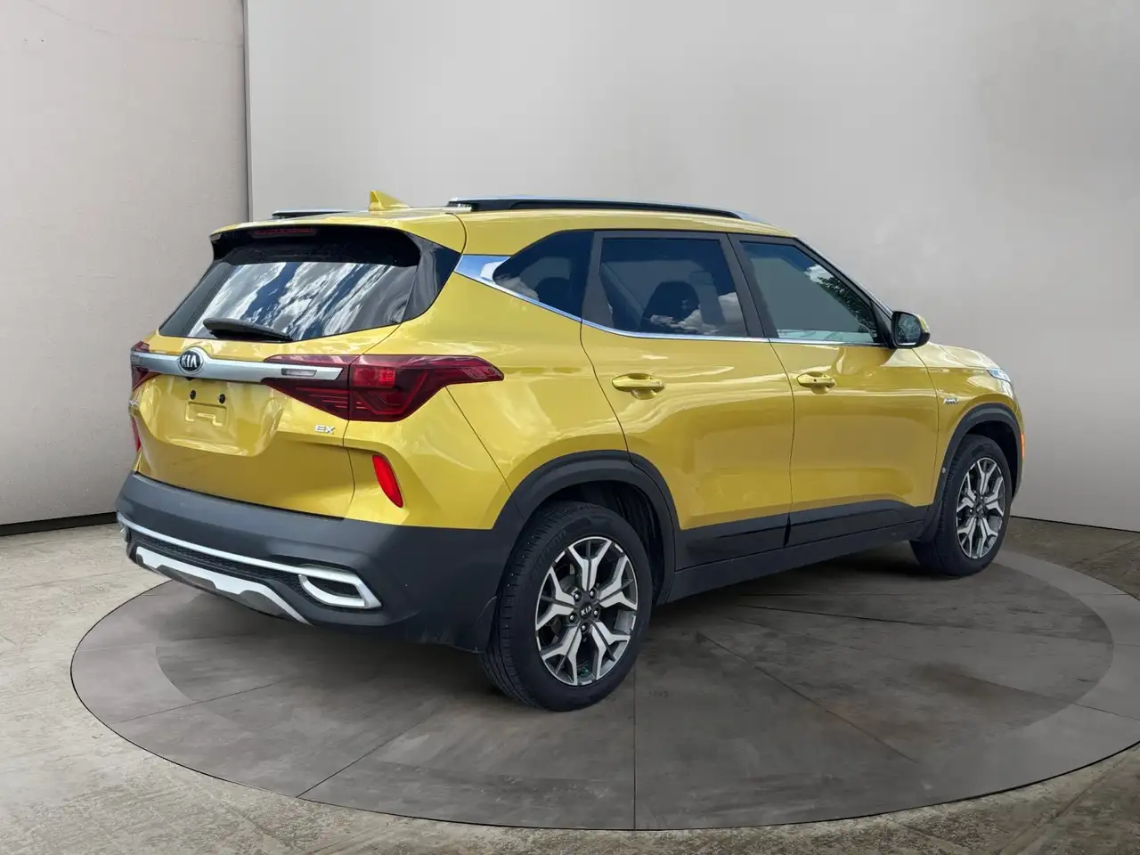 Kia Seltos photo Kia Seltos