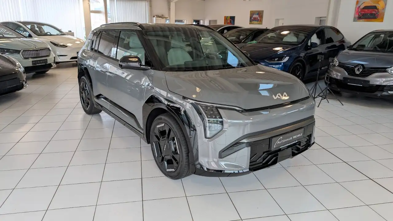 Kia EV3 150 kW GT-Line *Leder*Schiebedach*Sitzbelüft — photo 1 of 15