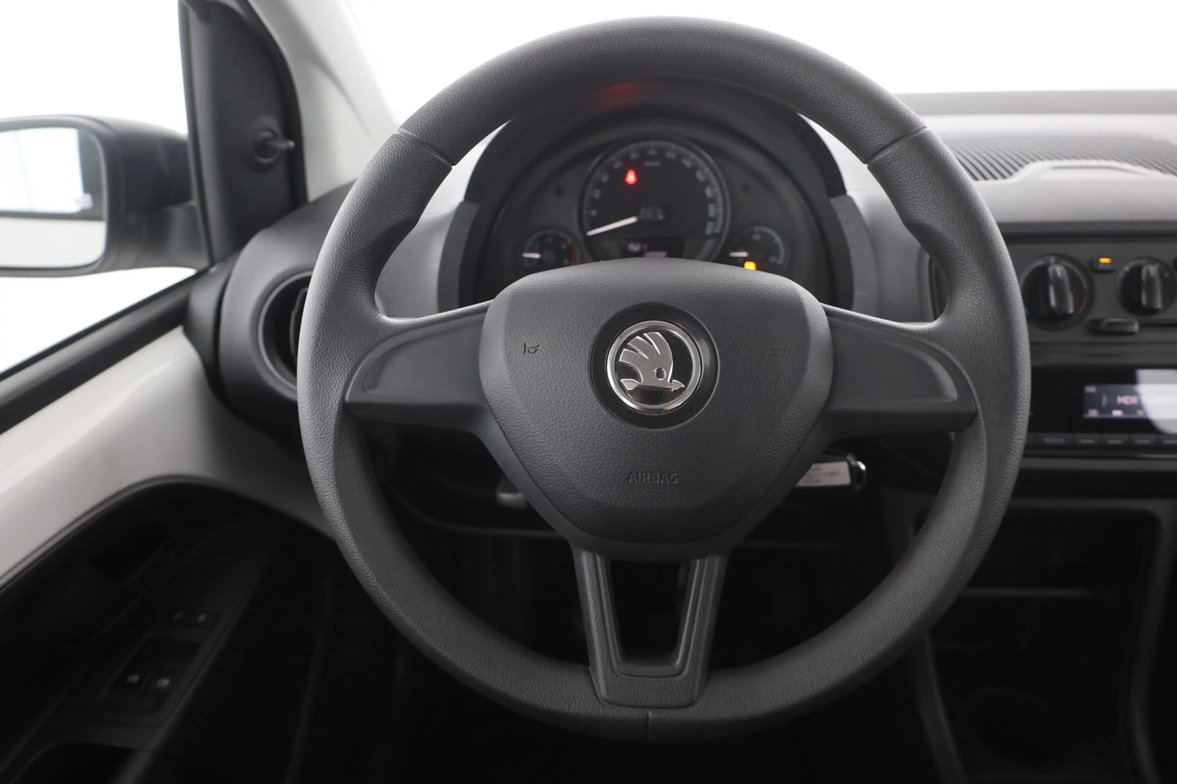 Skoda Citigo 1.0 MPI Active DAB Klima AUX — photo 13