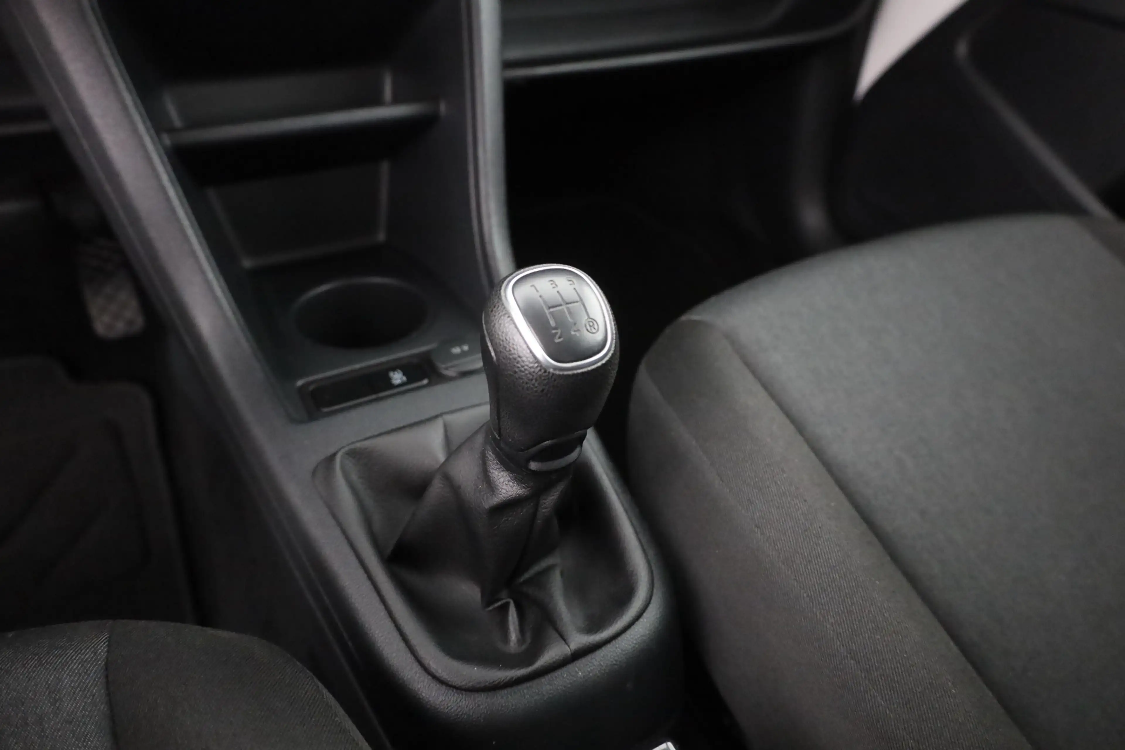 Skoda Citigo 1.0 MPI Active DAB Klima AUX — photo 12