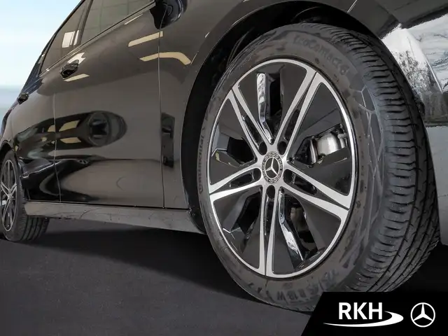Mercedes-Benz B-Class view 5