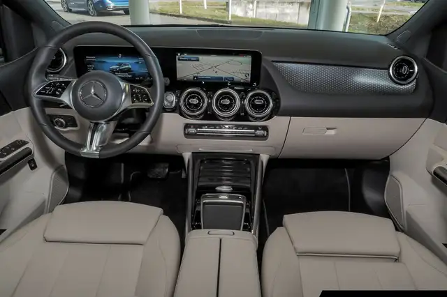 Mercedes-Benz B-Class view 10