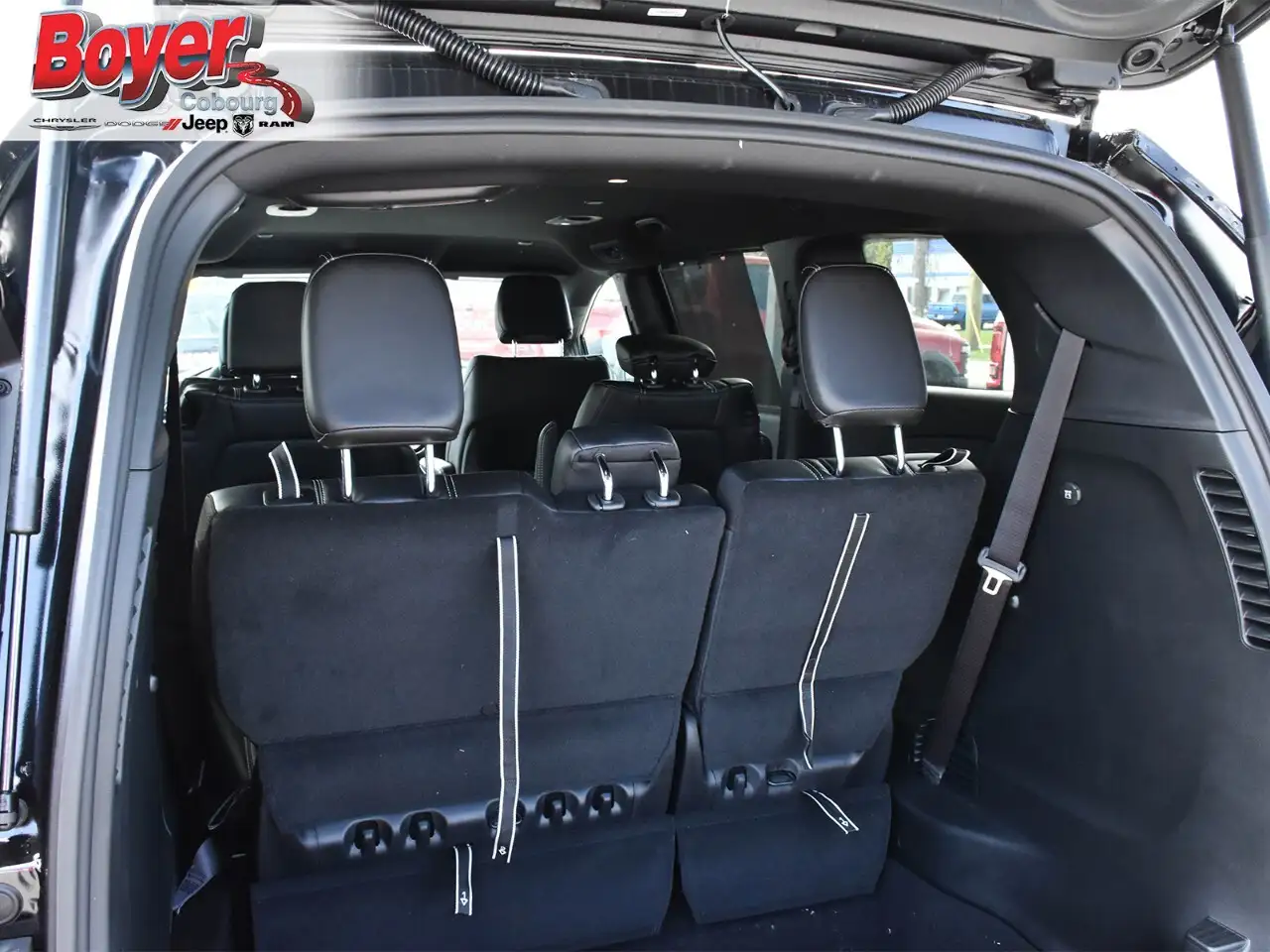 Chrysler Grand Caravan снимка Chrysler Grand Caravan