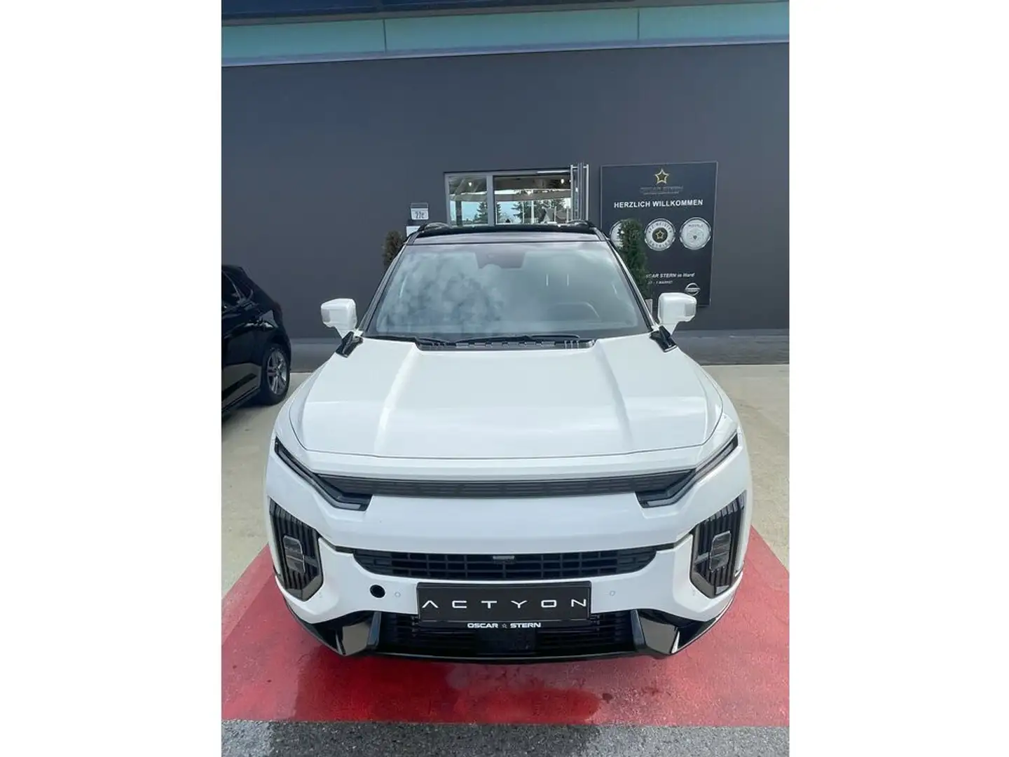 KGM Actyon KGM 1,5 GDI Turbo Premium Aut. Vorführwagen Weiß - 2