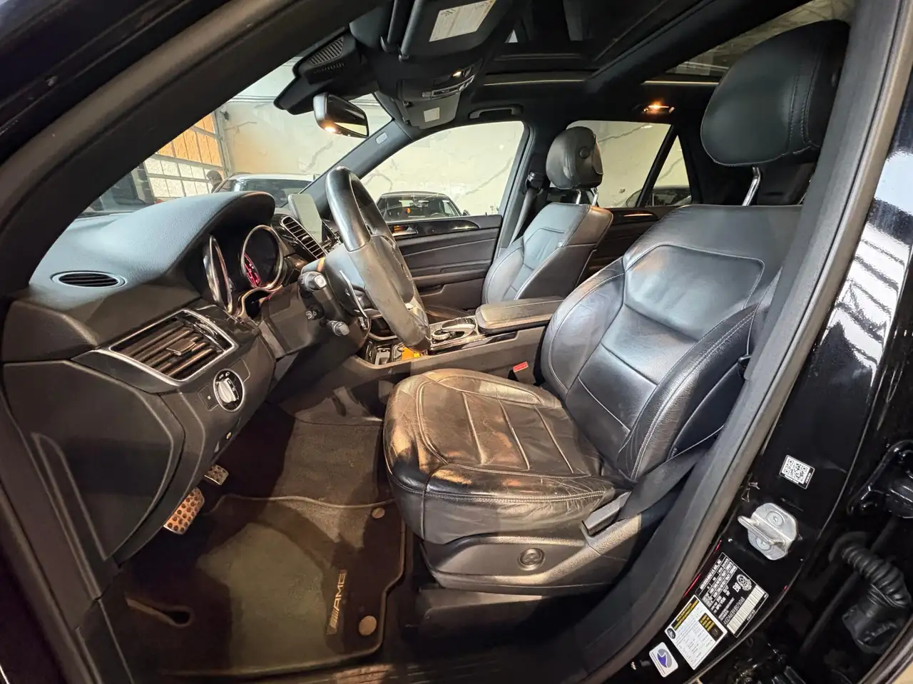 Mercedes-Benz GLE снимка Mercedes-Benz GLE