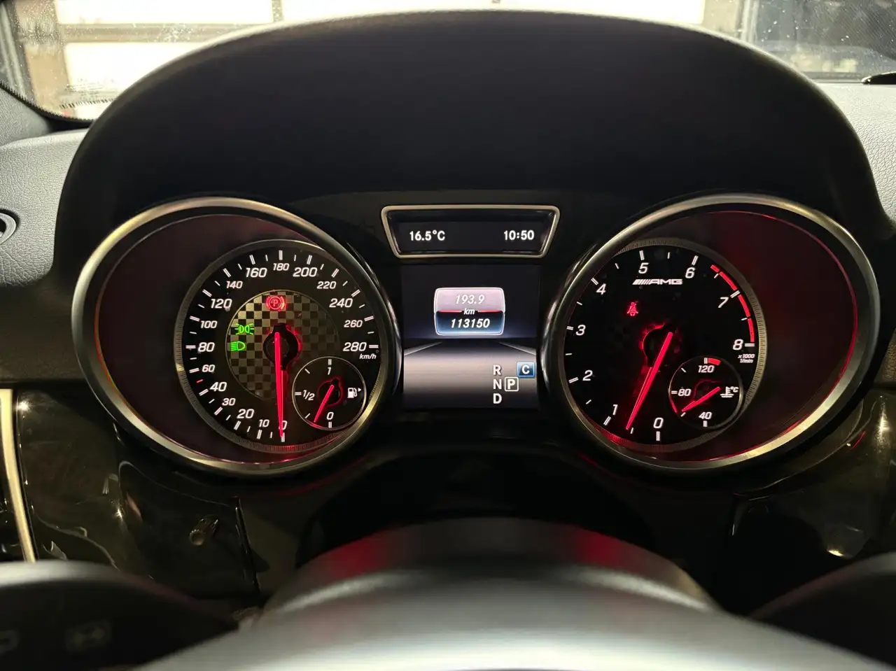 Mercedes-Benz GLE снимка Mercedes-Benz GLE