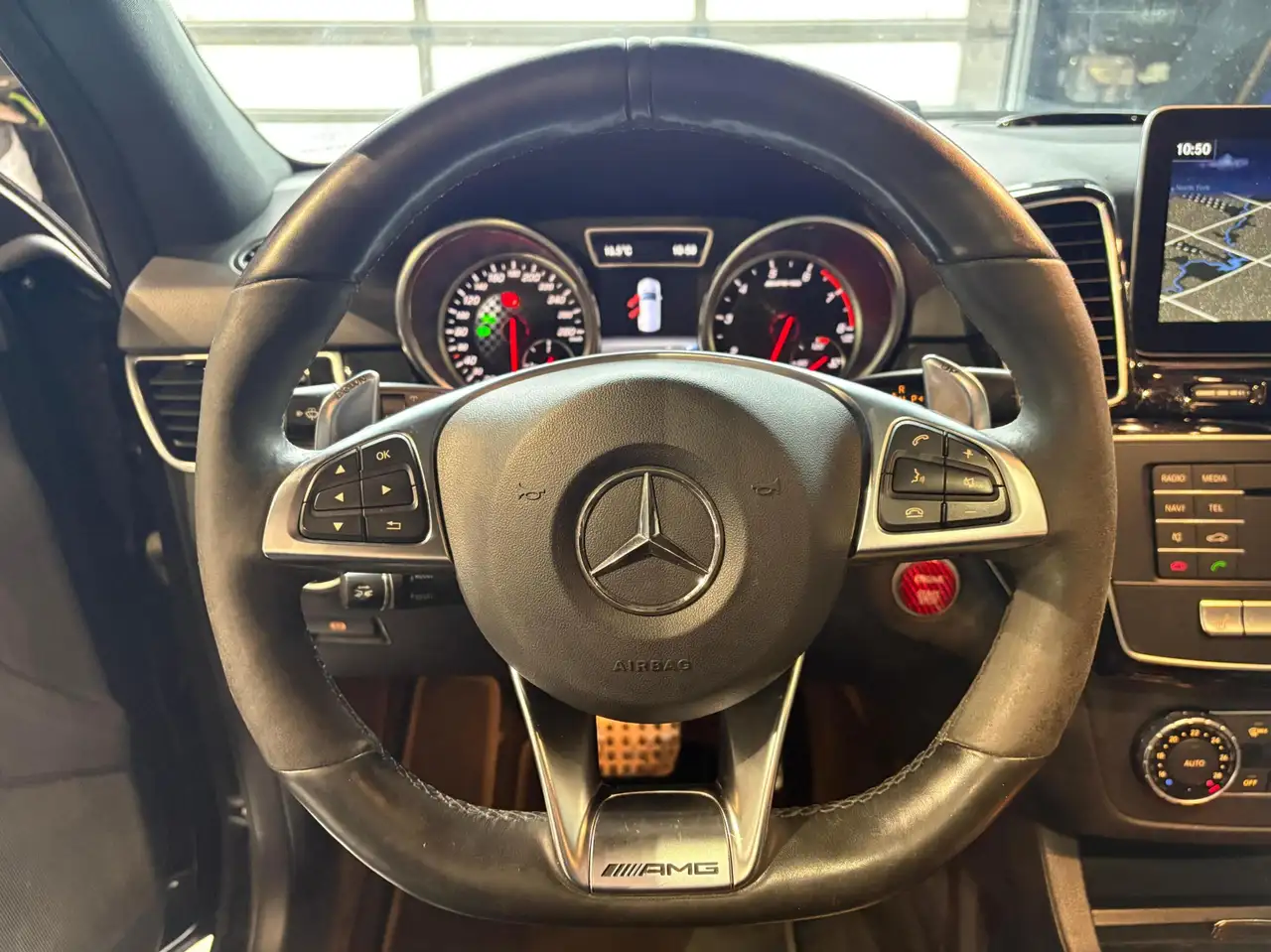 Mercedes-Benz GLE снимка Mercedes-Benz GLE
