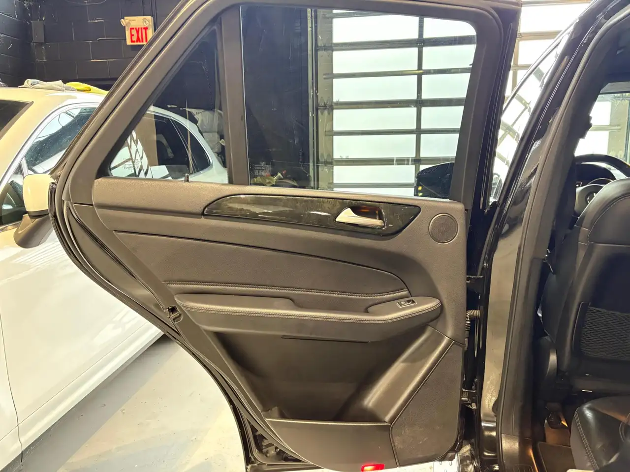 Mercedes-Benz GLE снимка Mercedes-Benz GLE