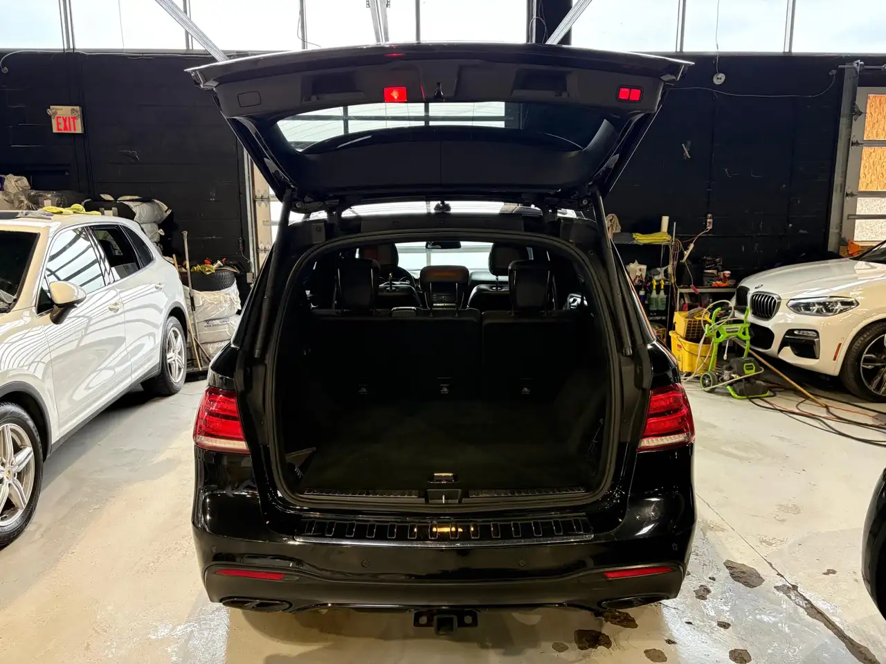 Mercedes-Benz GLE снимка Mercedes-Benz GLE