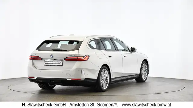 BMW i5 xDrive40 G61 Ansicht 3