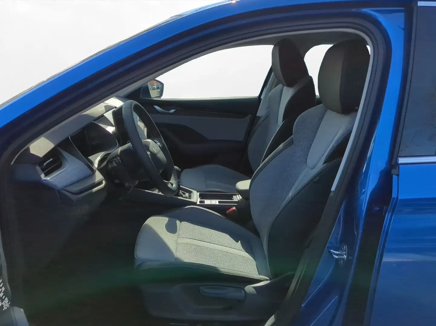 Skoda Octavia Combi Tour1.5 TSI (110kW) Blau - 2