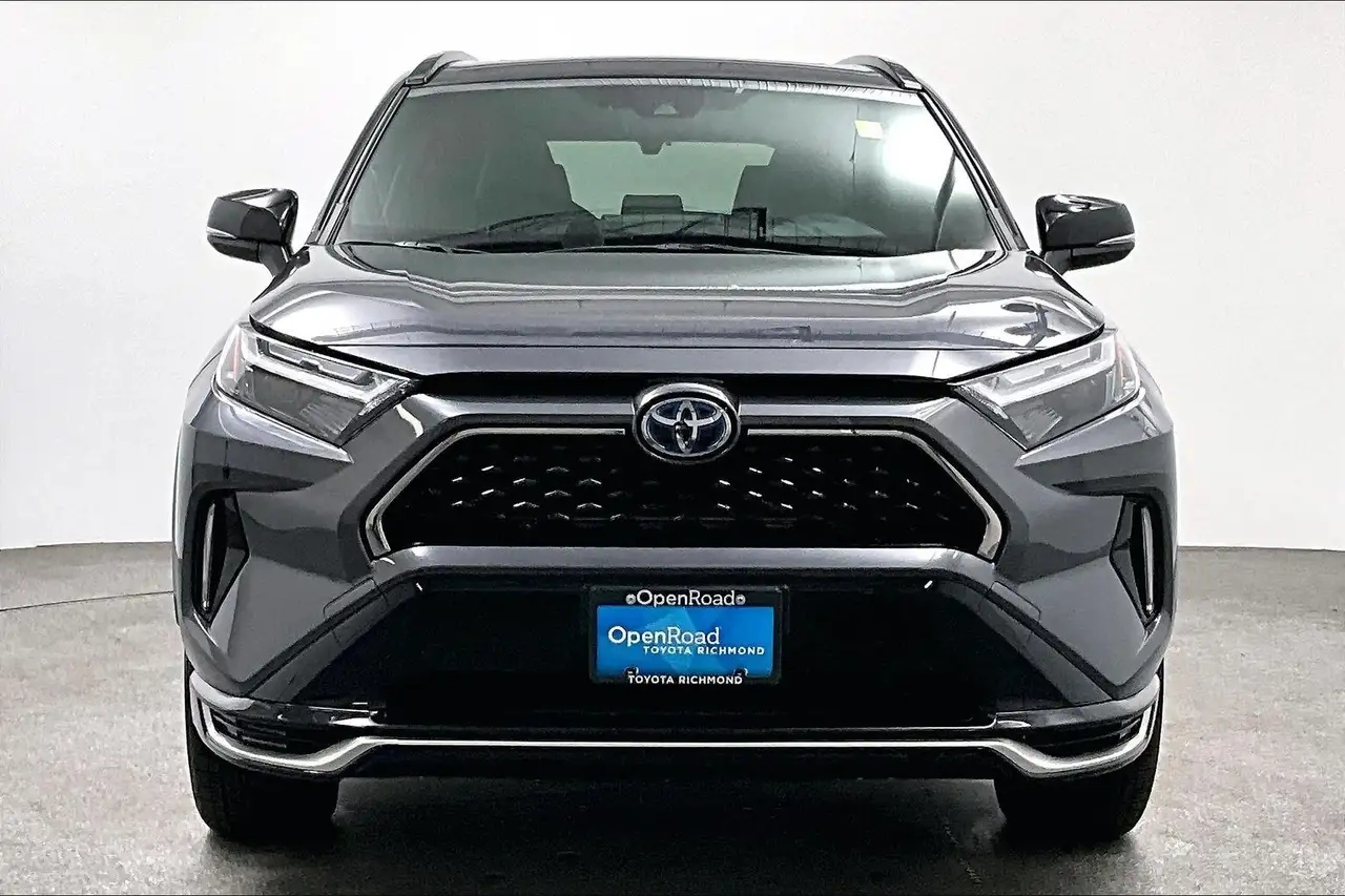 Toyota RAV 4 снимка Toyota RAV 4