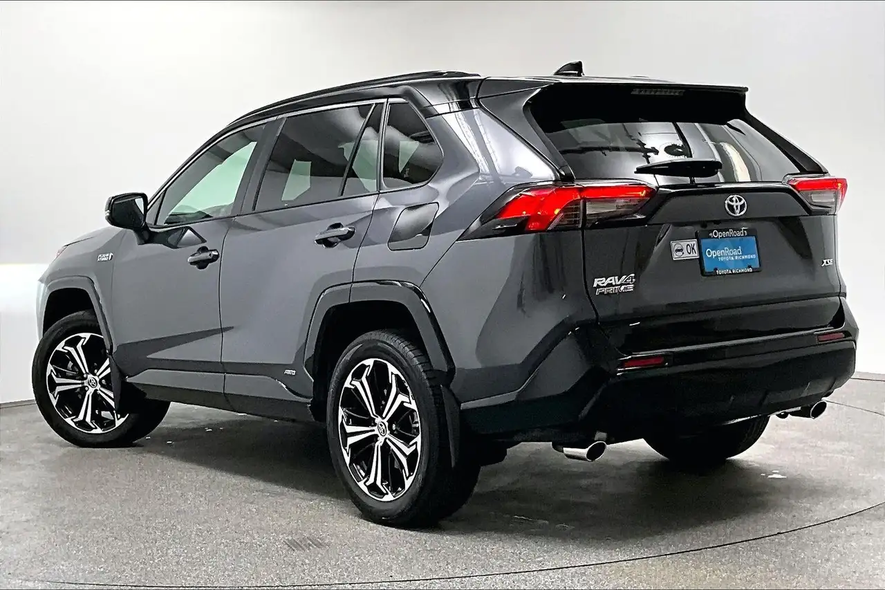 Toyota RAV 4 снимка Toyota RAV 4