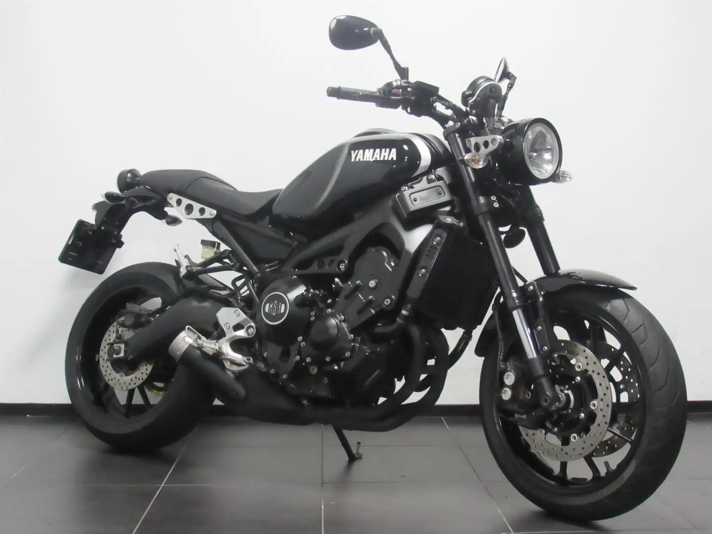 Yamaha XSR 900 ABS Zwart - 2