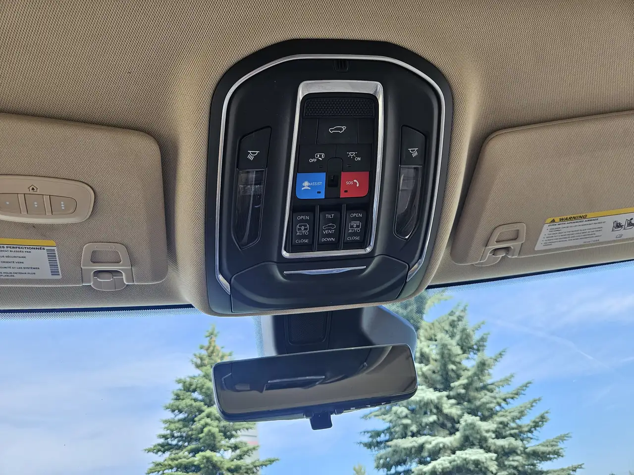Jeep Grand Cherokee photo Jeep Grand Cherokee