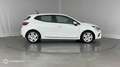 Renault Clio 1.6 E-Tech 140ch Business -21 - thumbnail 4