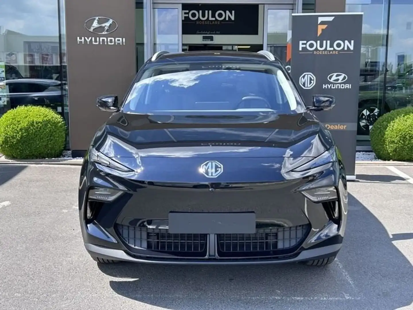 MG 64 kWh Luxury NEW MODEL Noir - 2