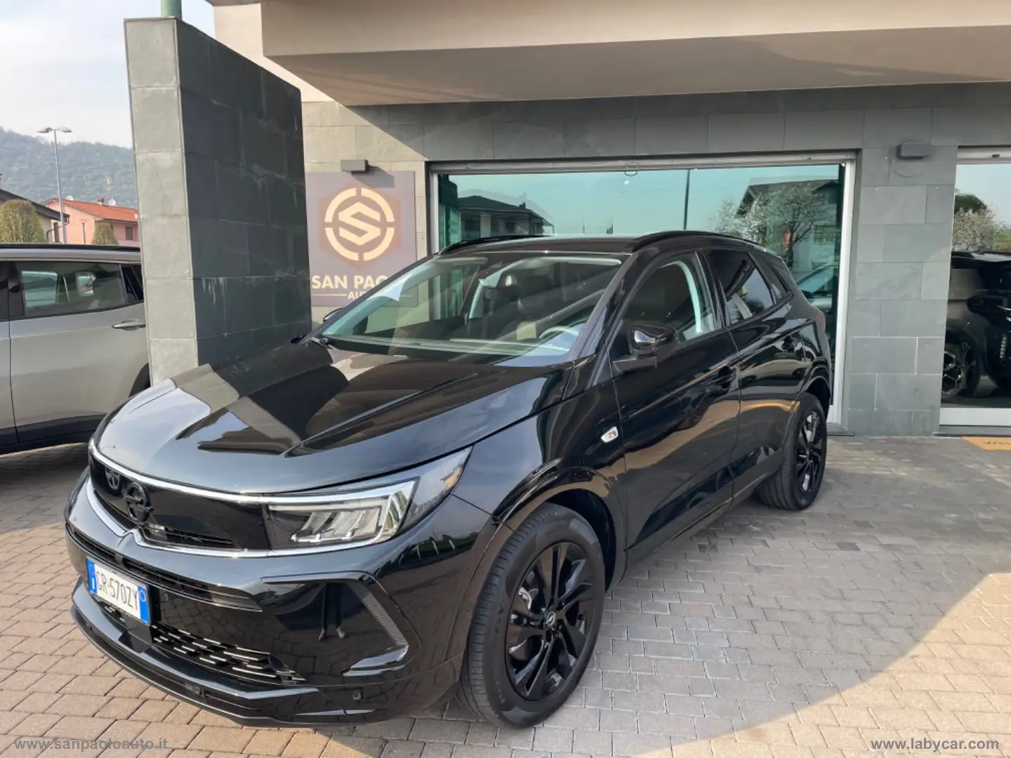 Opel Grandland X 1.5 diesel Ecotec aut. GS Czarny - 1