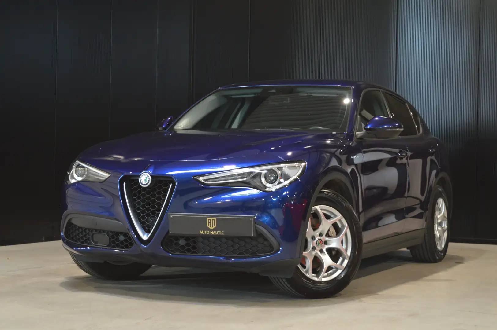 Alfa Romeo Stelvio 2.2 MJD Super 63.000 km - Superbe état Bleu - 1