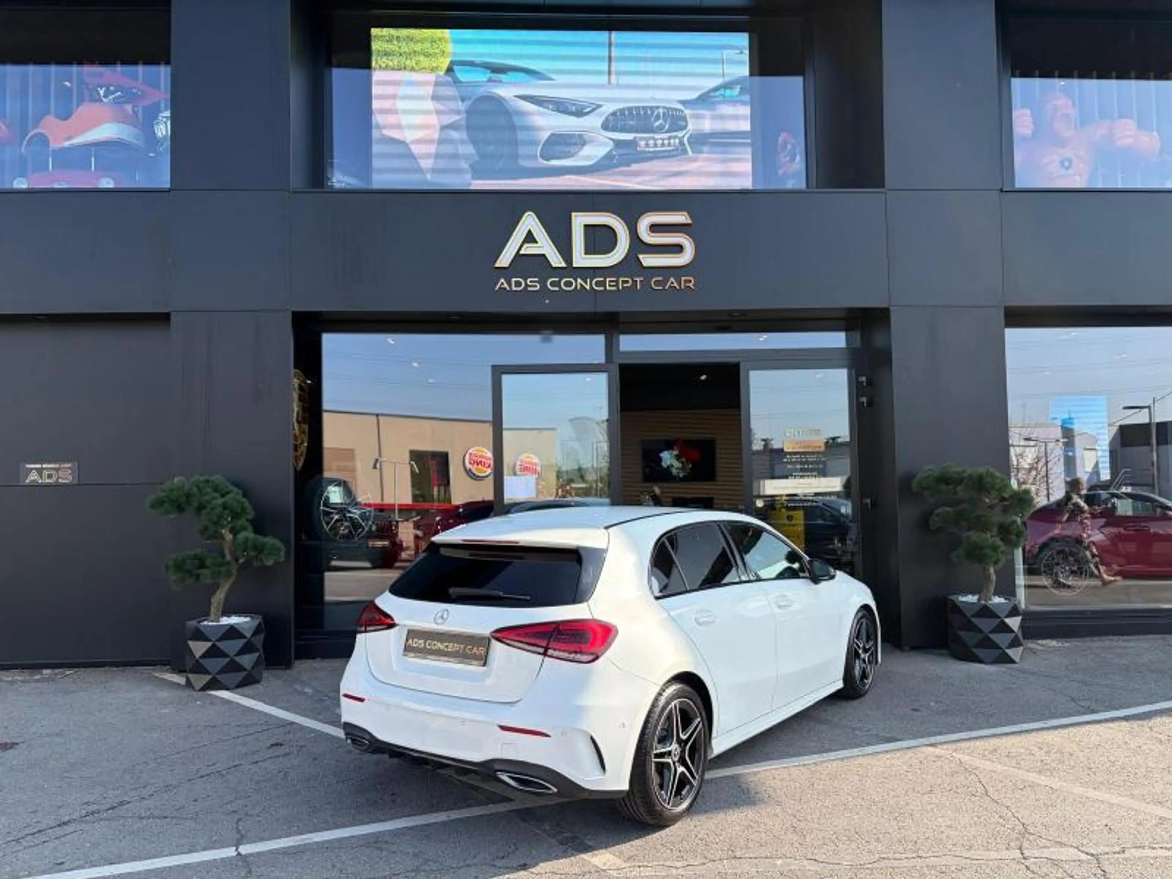 Mercedes-Benz A 220 Amg line — photo 14