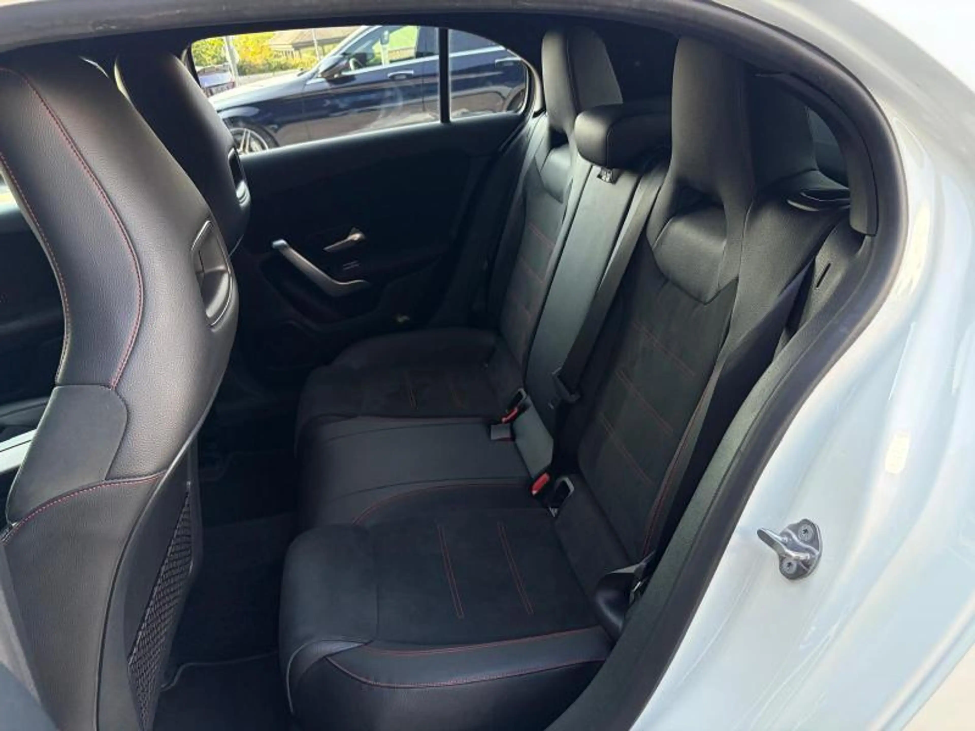 Mercedes-Benz A 220 Amg line — photo 11