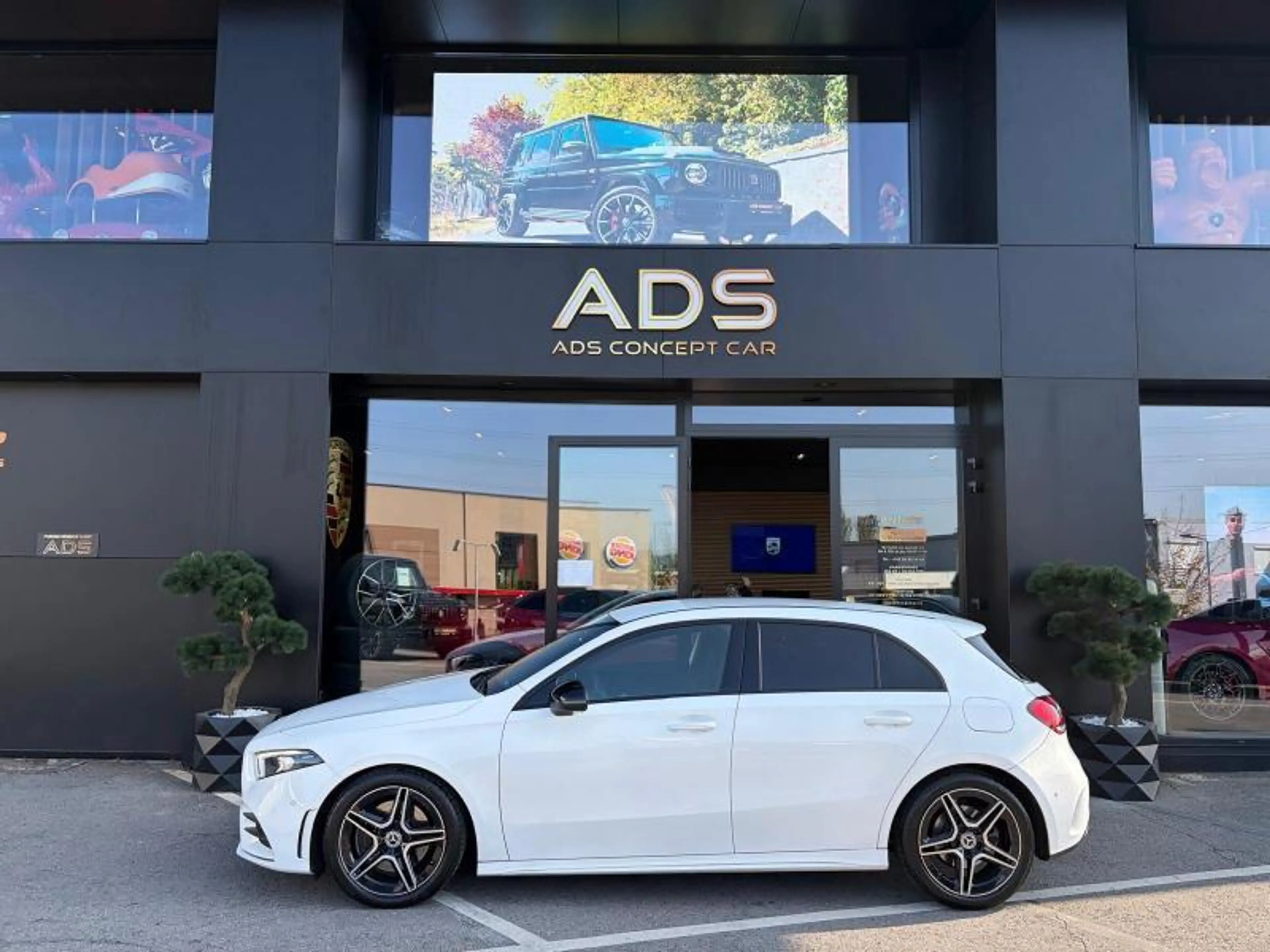 Mercedes-Benz A 220 Amg line — photo 15