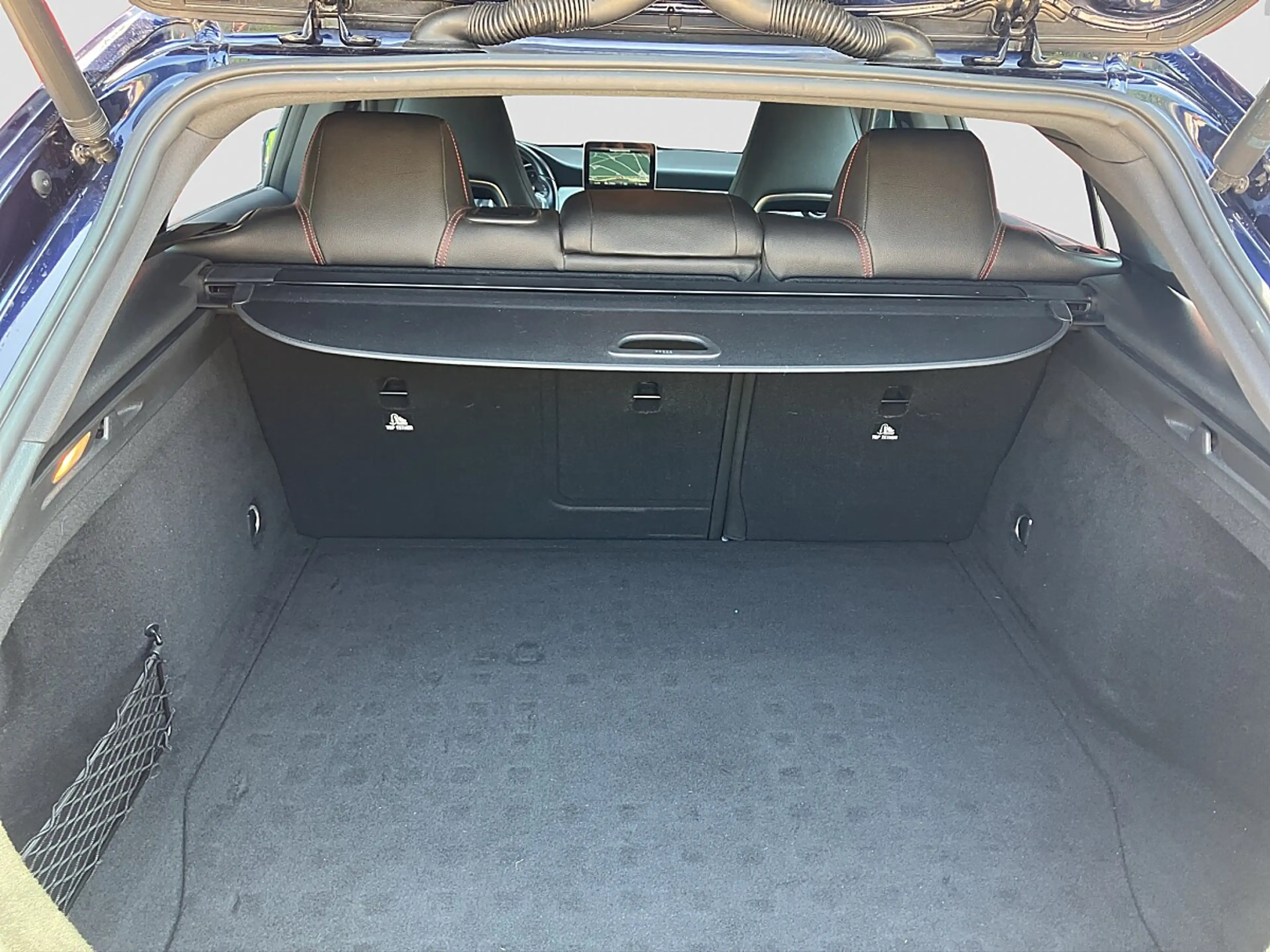 Mercedes-Benz CLA 220 CDI Shooting Brake AMG Line Erstbesitz/Serviceg... — photo 15