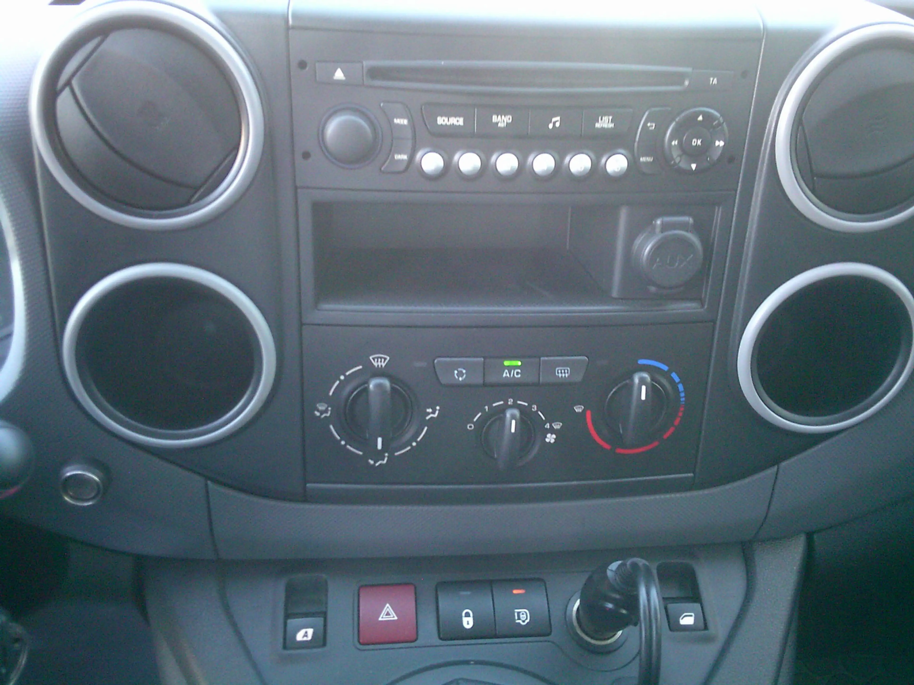 Citroen Berlingo 1.6 BlueHDI 100 Club S&S VOORZIEN VAN AIRCO+CRUISE — photo 11
