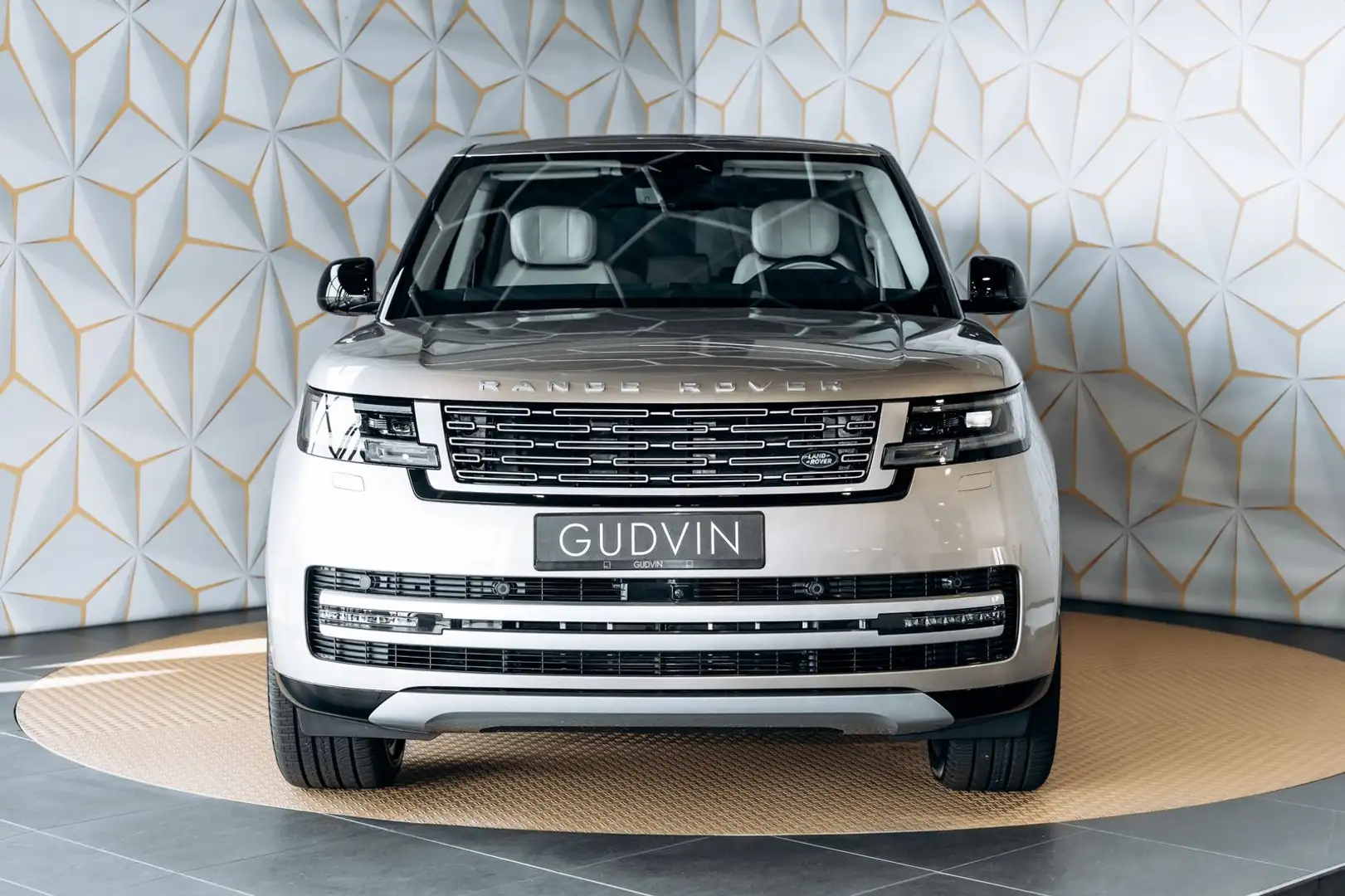 Land Rover Range Rover D350/Head-Up/Panorama/360/Meridian Goud - 2