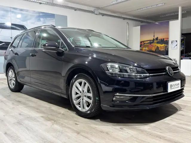 Volkswagen Golf Variant Variant 7.5 1.6 tdi Business 116cv 2018 1HANDE