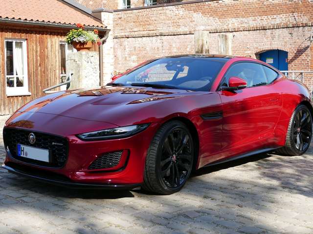 Imagine Jaguar F-Type Jaguar F-TYPE P300 Coupe R-Dyn Black Pano 20"
