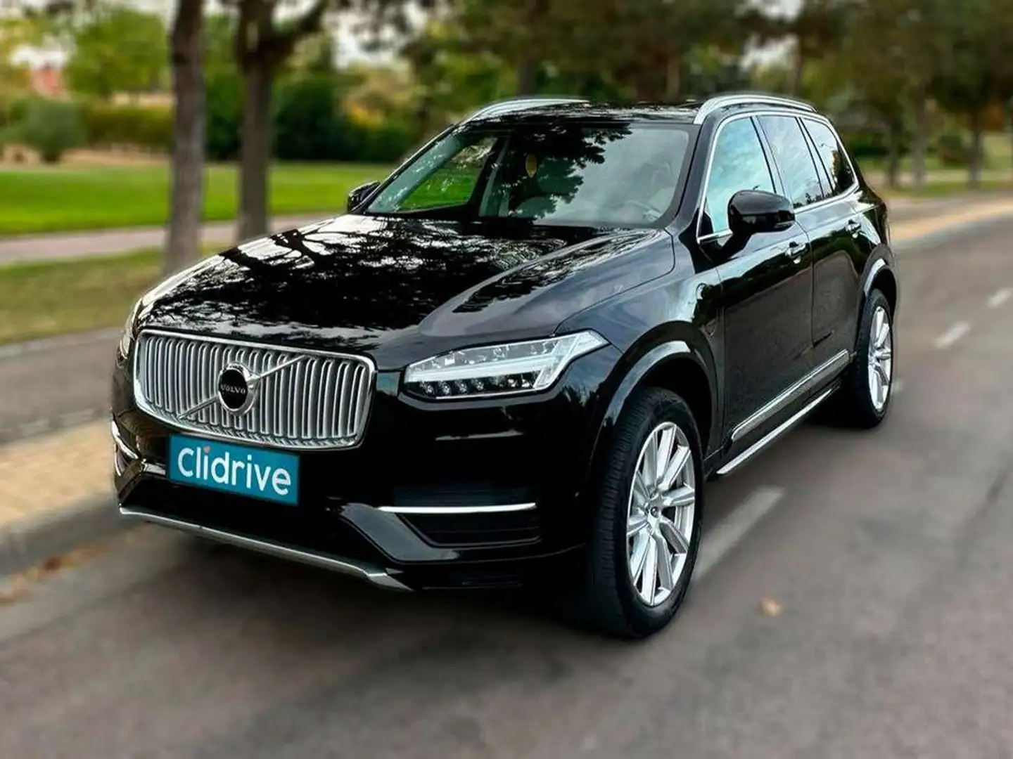 Volvo XC90 2.0 T8 AWD Momentum Auto Negro - 2