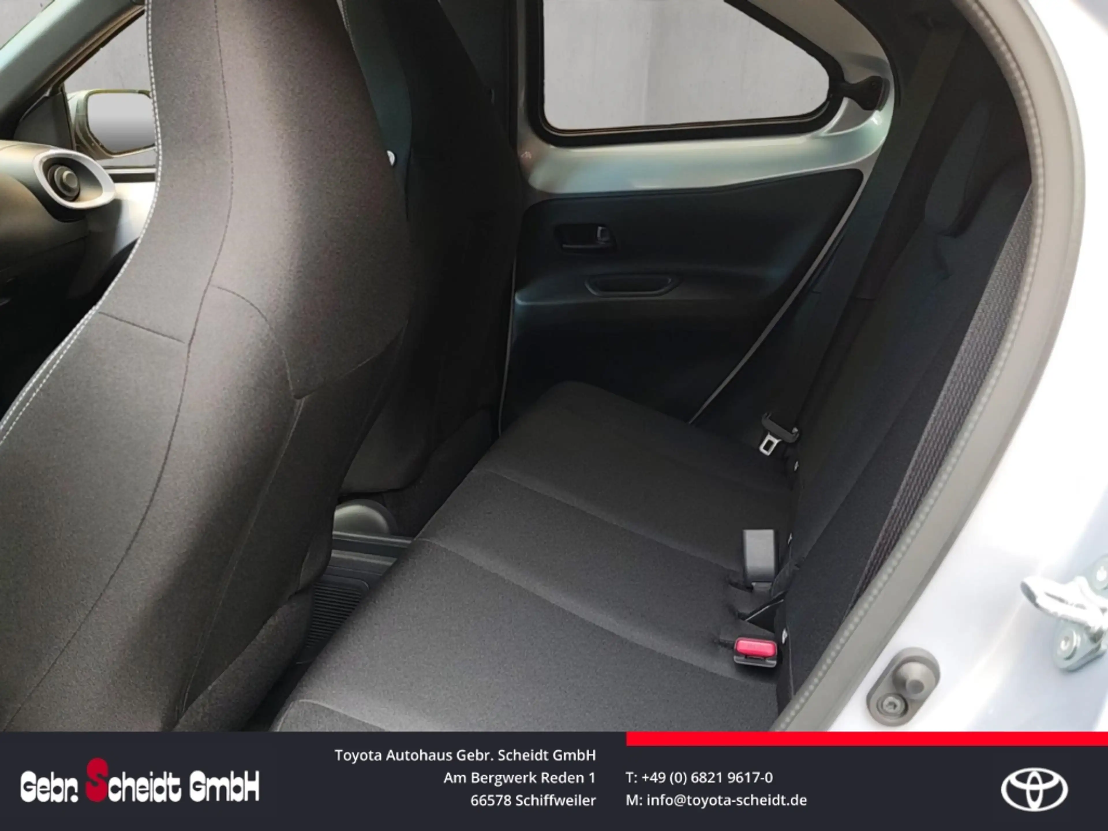 Toyota Aygo X Hybrid Teamplayer Tech. Paket — photo 12