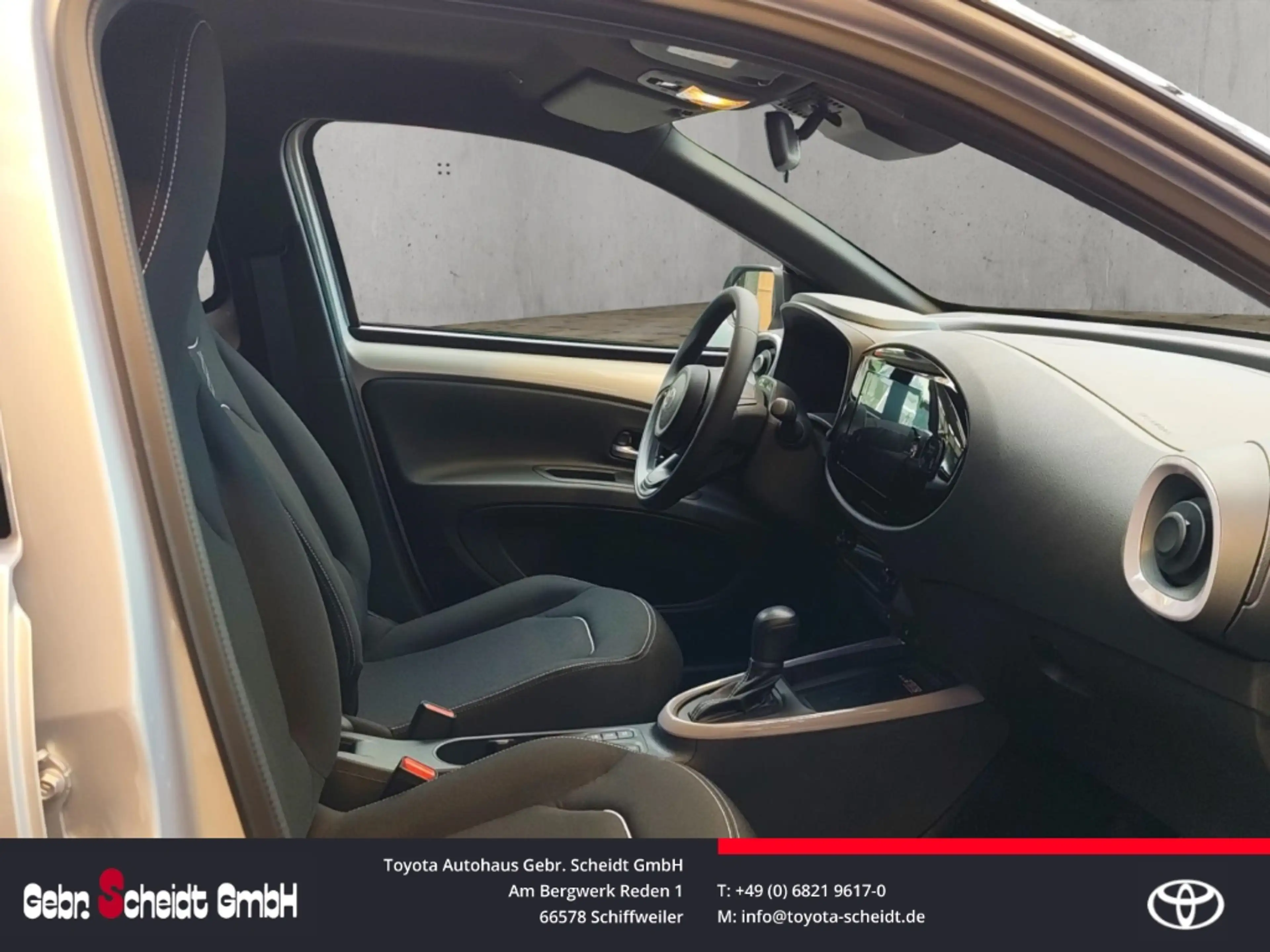 Toyota Aygo X Hybrid Teamplayer Tech. Paket — photo 7
