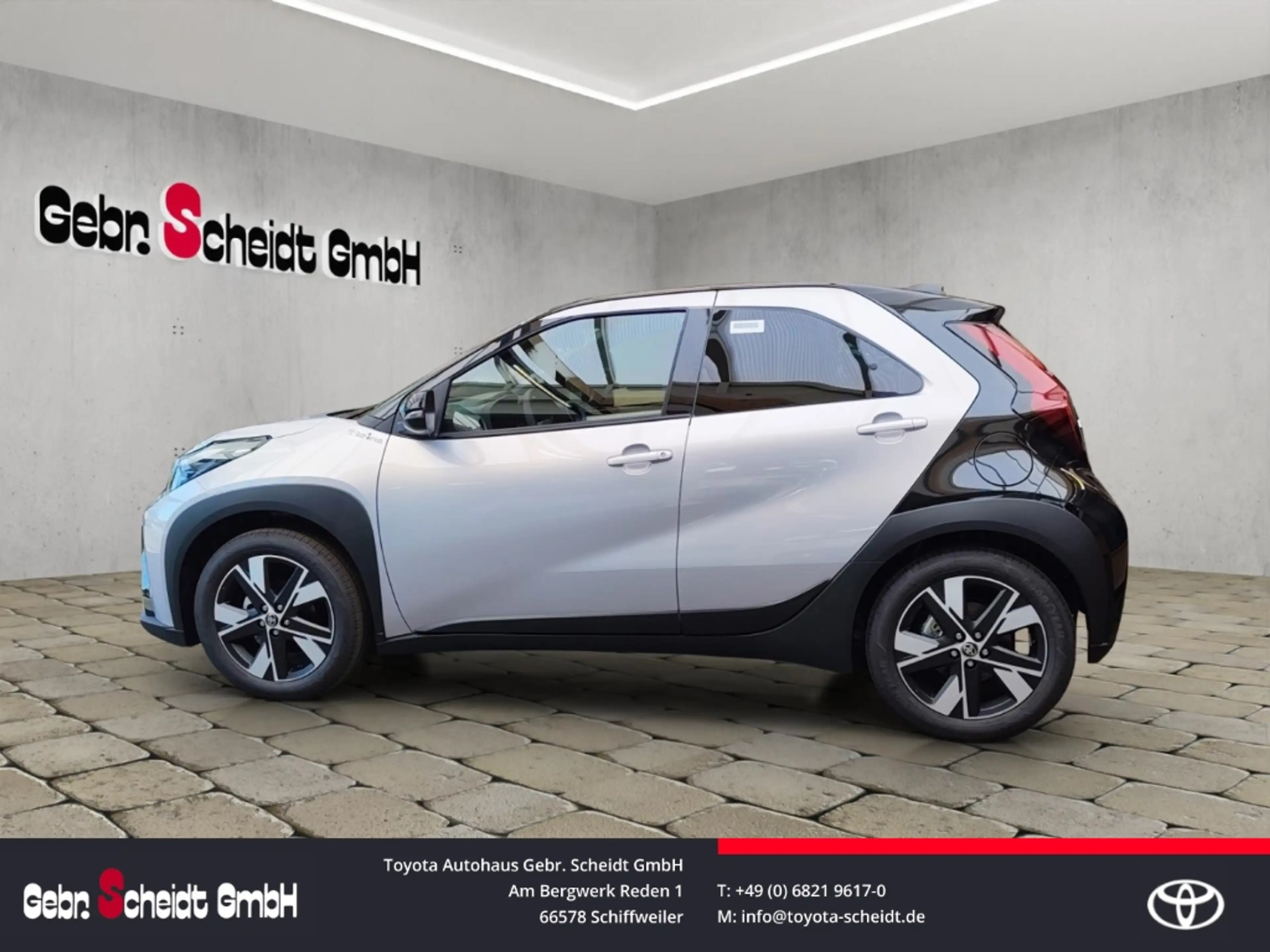 Toyota Aygo X Hybrid Teamplayer Tech. Paket — photo 2